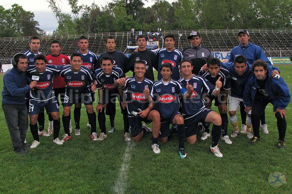 El plantel melipillano que estuvo ante Colchagua en el triunfo por 2-0.