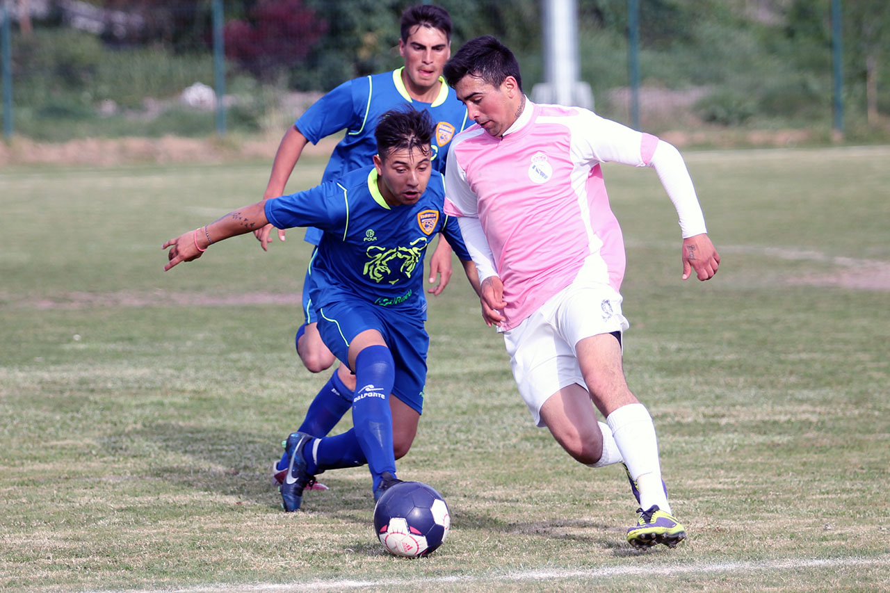 El líder del Torneo de Clausura empató con su escolta