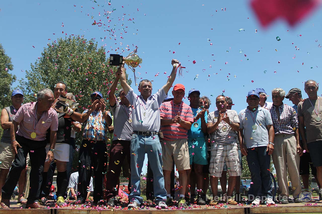 Unión Balmaceda es el tetracampeón Super Senior 60