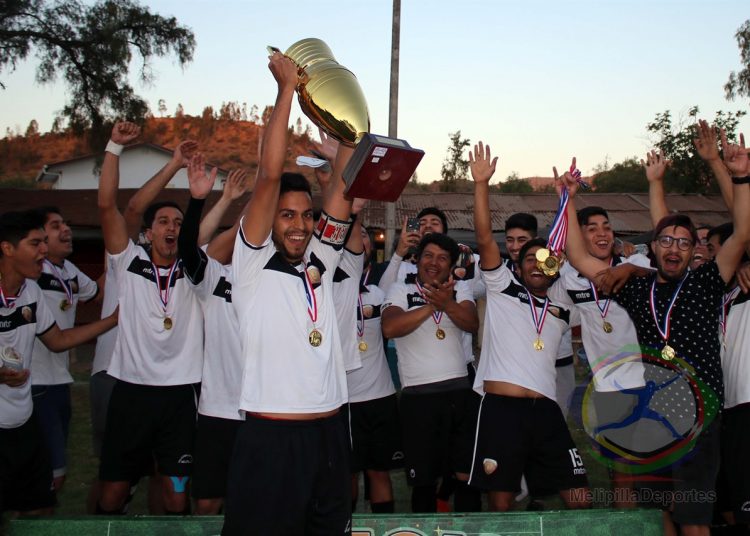 ¡Siempre hay una primera vez! Halcones United logra su primer título de la Liga Sabatina