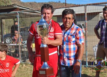 Deportivo El Tránsito es el Campeón Regional ANFUR en los Sénior 40