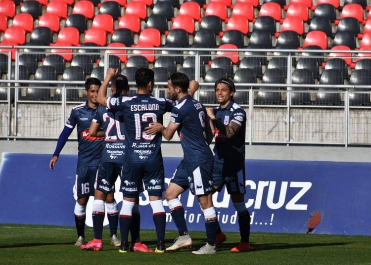 Deportes Melipilla tuvo un regreso triunfal goleando a Deportes Santa Cruz