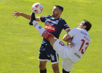 Los Potros tuvieron un amargo estreno en su retorno a Primera División