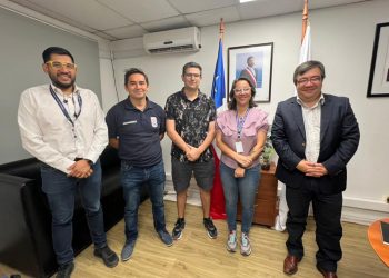 Delegada Provincial se reúne con dirigentes de Deportes Melipilla