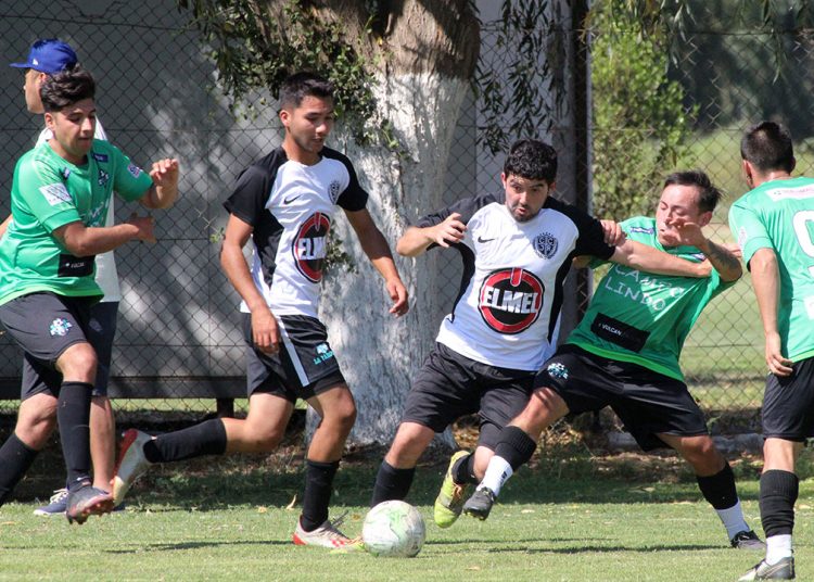 Las Torres United y Zorros FC lideran sus grupos en Liga Sabatina de Fútbol