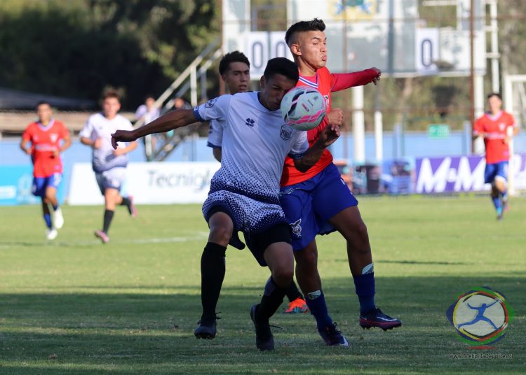 Pumas cae ante Tricolor de Paine en un deslucido estreno en casa