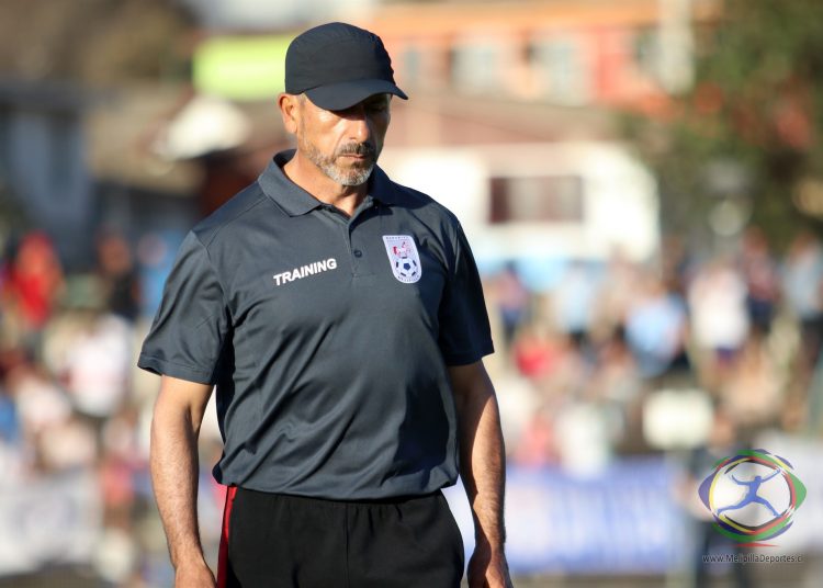 Terremoto en Deportes Melipilla: Hernán Peña renuncia abruptamente y deja al equipo a la deriva