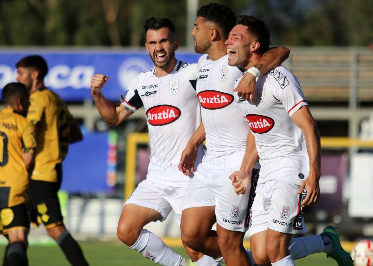 Los Potros de Deportes Melipilla se imponen con garra ante Con Con National en el Estadio Soinca