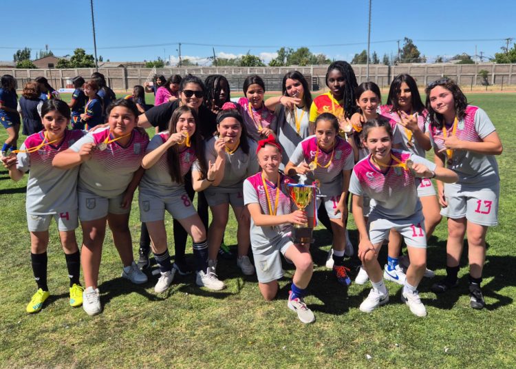 Las “Carmelitas” Campeonas Provinciales de Fútbol Femenino Sub-14 de los Juegos Deportivos Escolares 2024