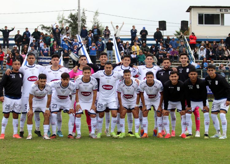 Deportes Melipilla llama a su gente con campaña solidaria
