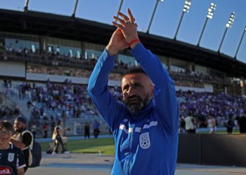 Deportes Melipilla anuncia la salida de Víctor Quintanilla como director técnico