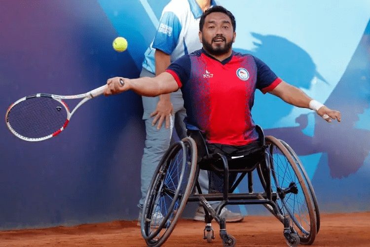 Francisco Cayulef cayó en Wimbledon tras una batalla de dos horas y media
