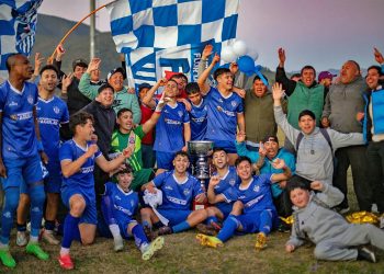 Flor de Chile es Campeón del Apertura ’25 en Asociación de Fútbol Mallarauco