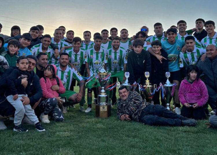 Colonias se quedó con la Copa de la Liguilla B en Fenafur Chocalán